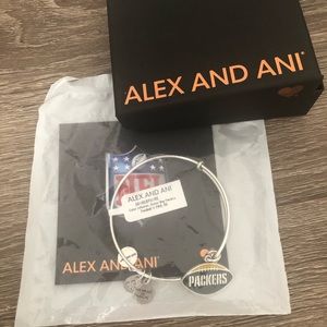 Alex and Ani Green Bay Packers Bracelet